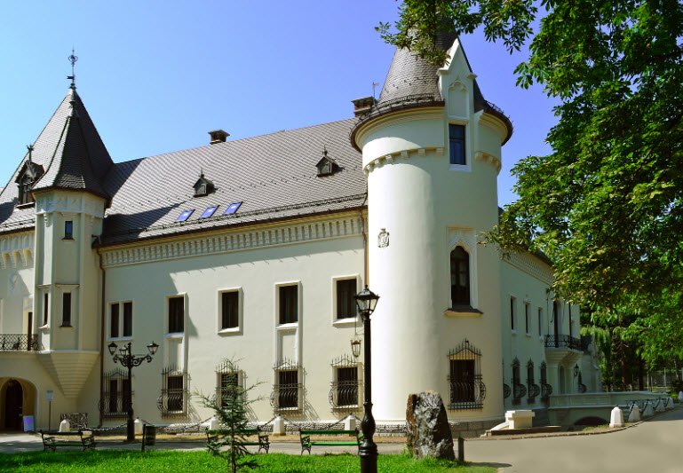 MFM9+G4 Károlyi Mansion, Carei, Romania, Romania